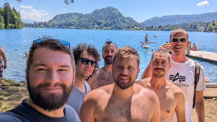Ekipa planinara na kupanju - Bledsko jezero